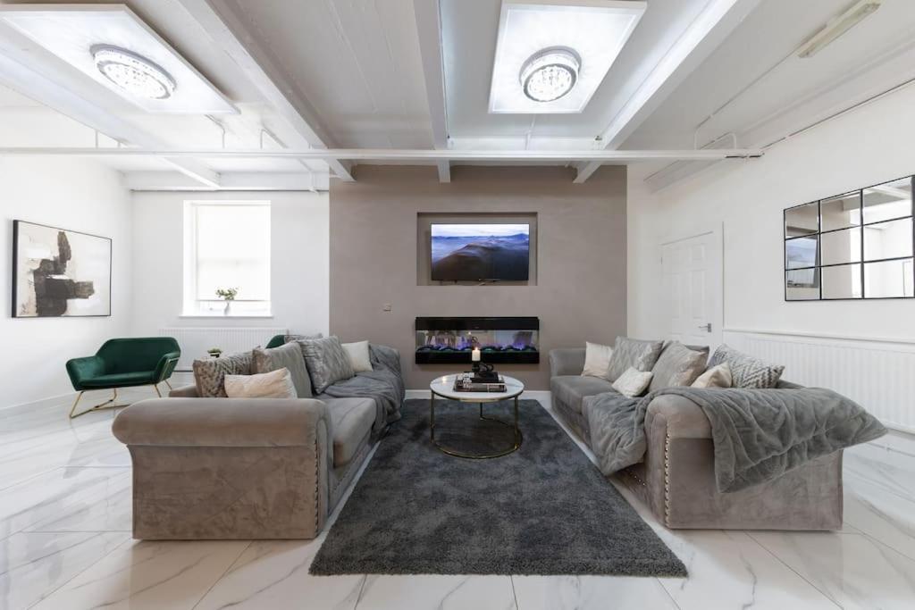 Luxury, Open Plan Apartment Bradford  Exterior photo
